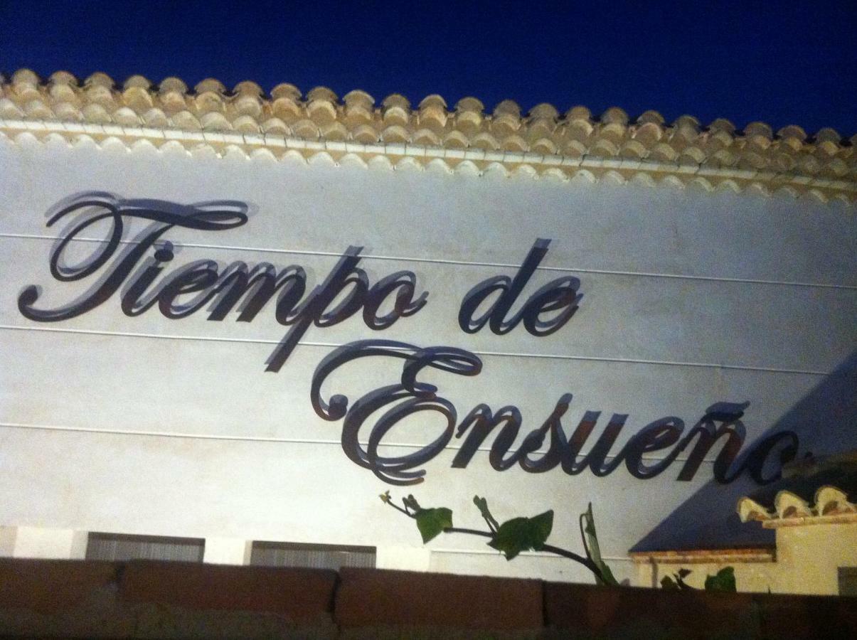 Tiempo De Ensueno Leilighet Cella Eksteriør bilde